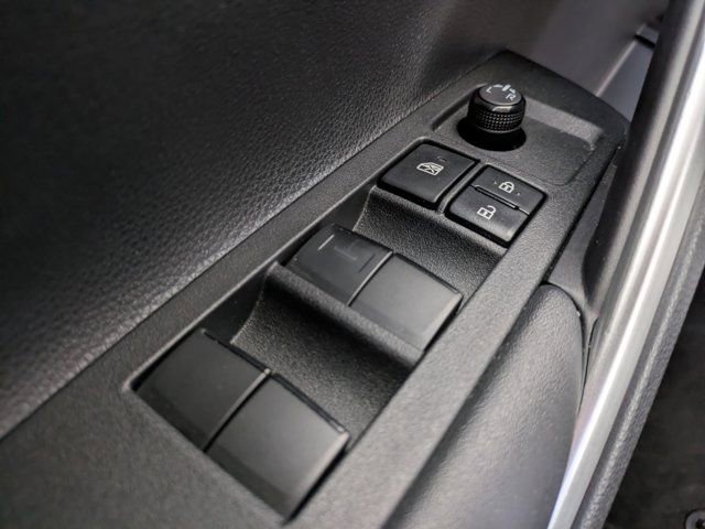 Used 2023 Toyota Corolla Cross LE w/ Moonroof Package image 21