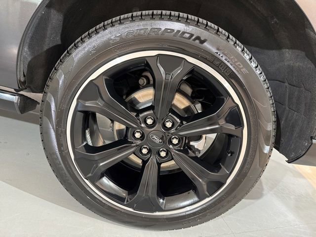 Used 2024 Ford Expedition Max Limited image 16