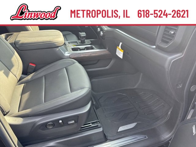 New 2026 GMC Sierra 1500 SLT w/ SLT Premium Plus Package image 10