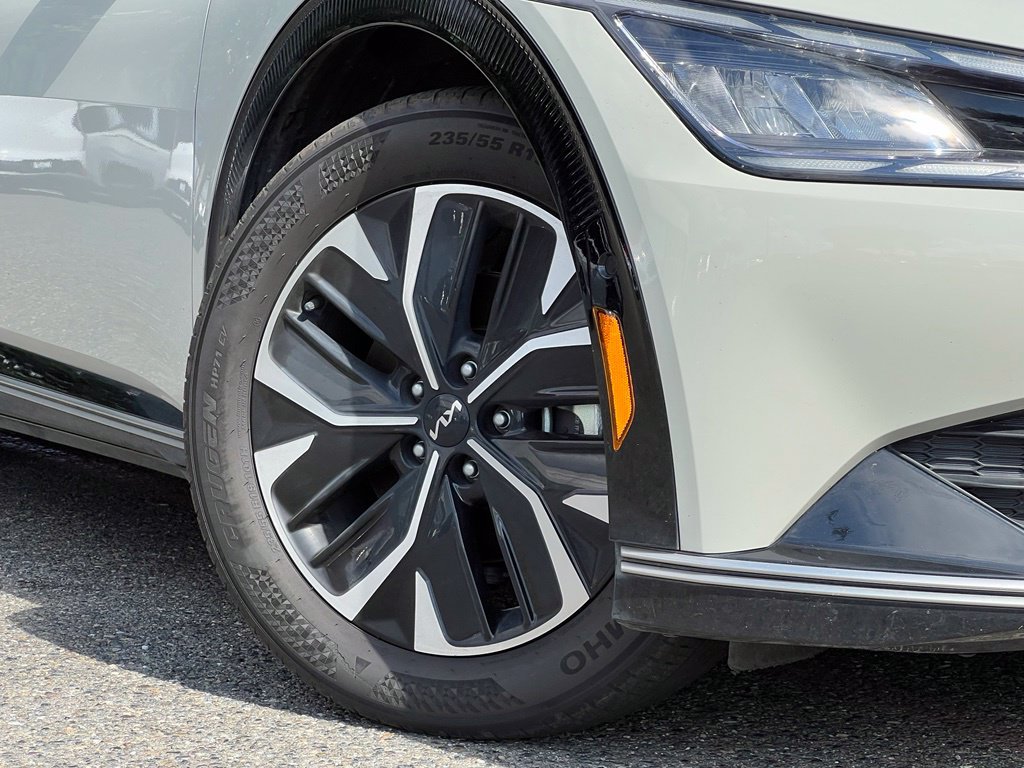 Certified 2023 Kia EV6 Wind w/ Wind Technology Package AWD/4WD image 2