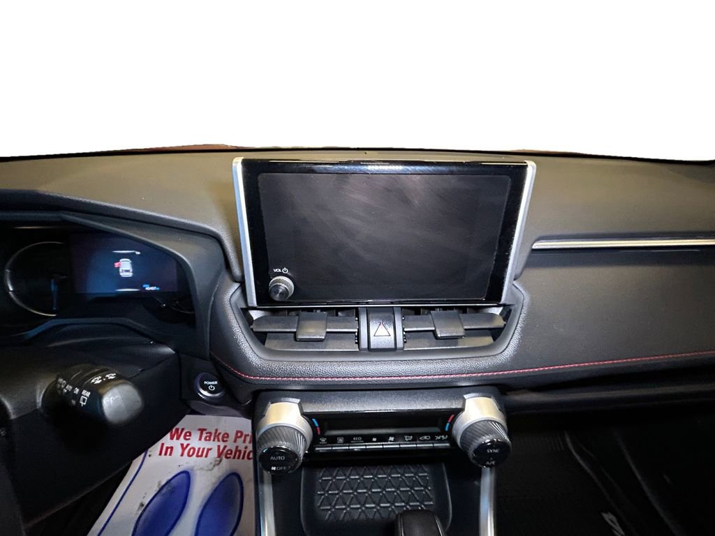 Used 2023 Toyota RAV4 SE w/ Weather & Moonroof Package image 10