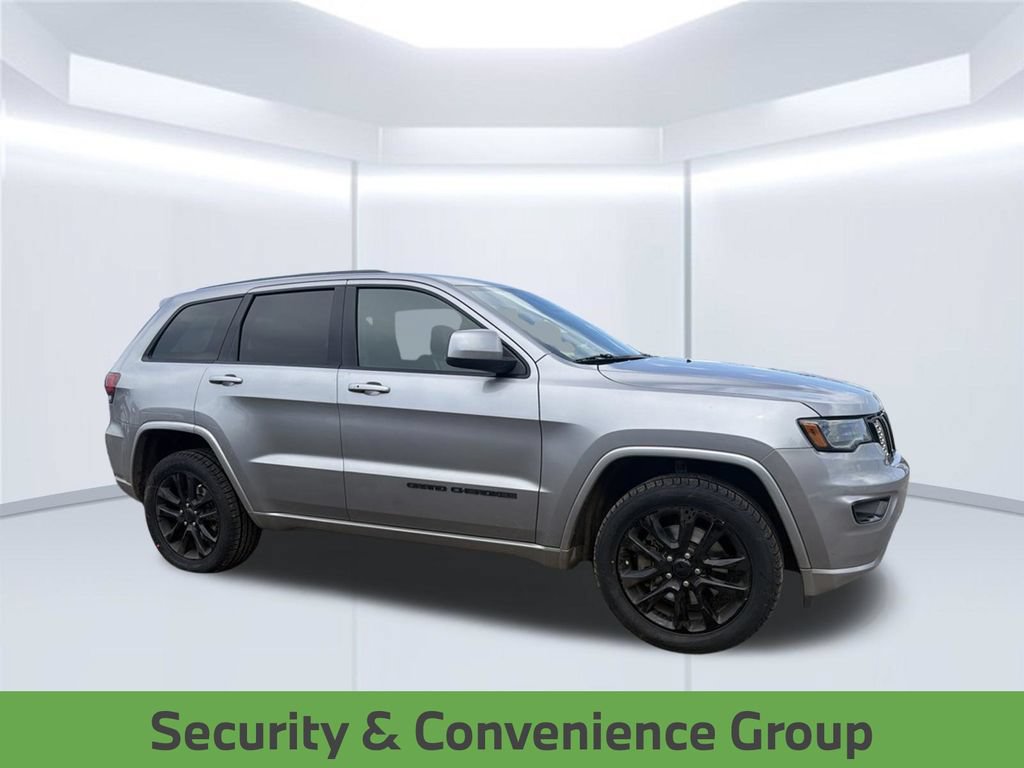 Used 2021 Jeep Grand Cherokee Laredo X AWD/4WD image 9