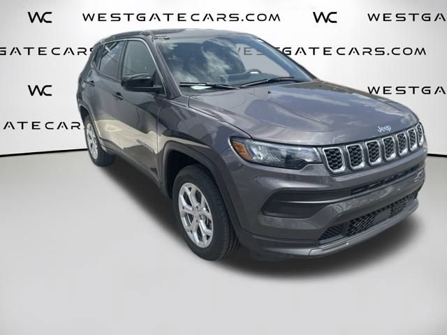 New 2024 Jeep Compass Latitude w/ Convenience Group