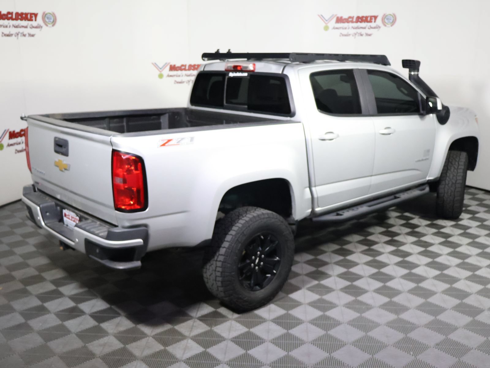 Used 2019 Chevrolet Colorado Z71 AWD/4WD image 4