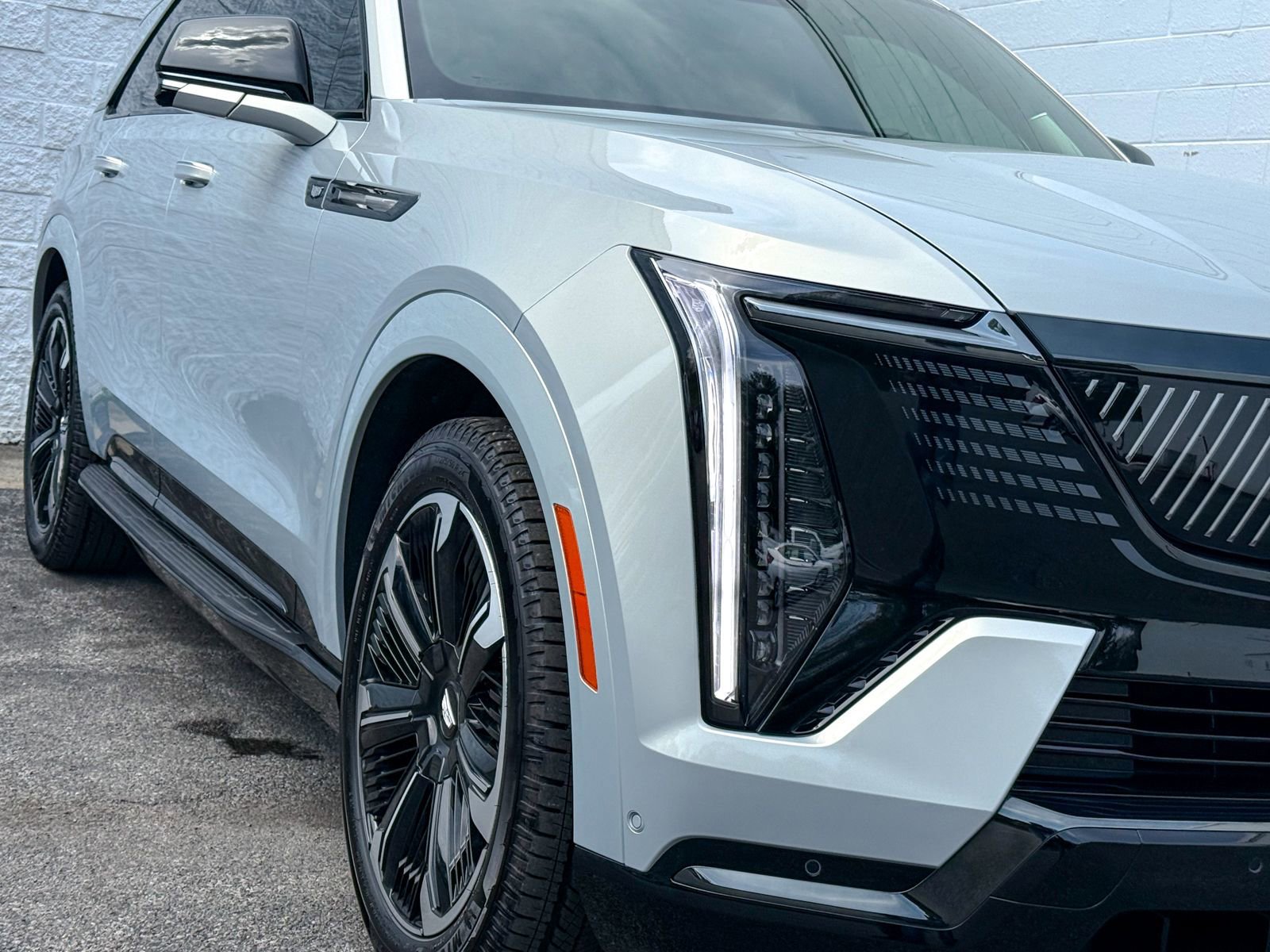 New 2025 Cadillac Escalade IQ Sport 2 AWD/4WD image 4