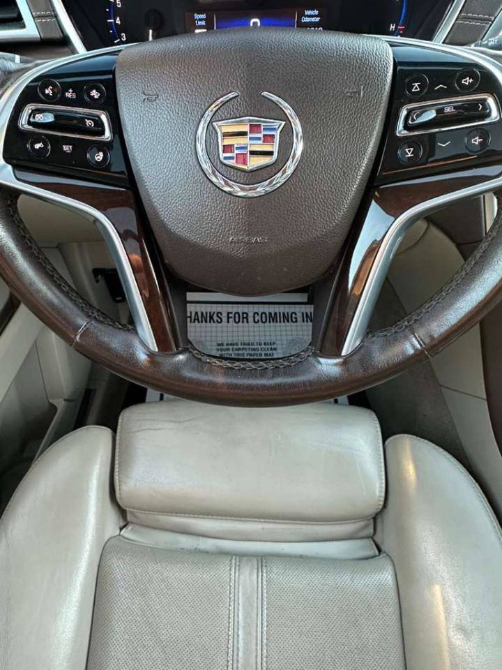 Used 2015 Cadillac SRX Luxury w/ Driver Awareness Package AWD/4WD image 27