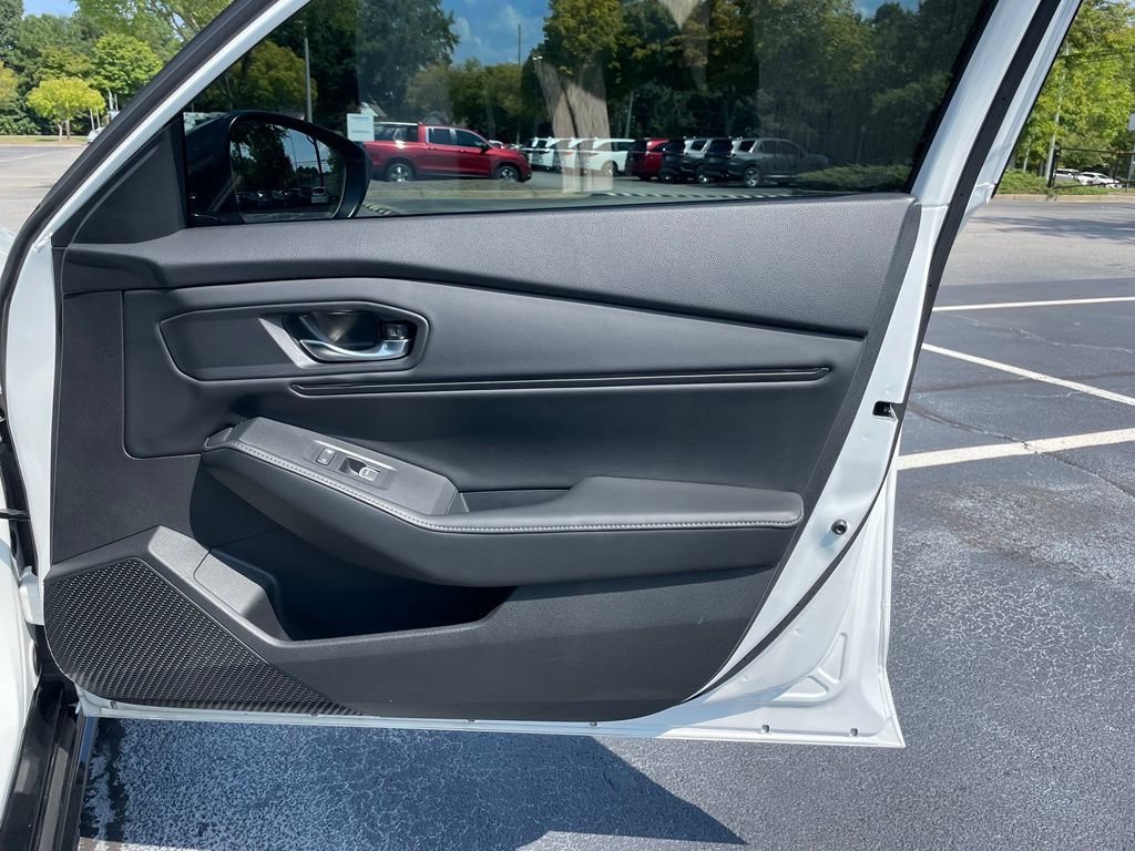 Used 2023 Honda Accord Sport image 29