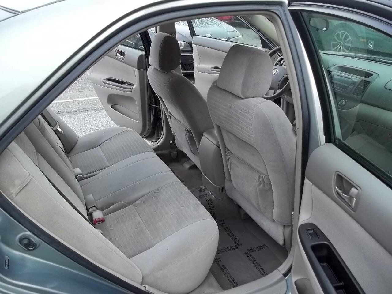 Used 2005 Toyota Camry LE image 11
