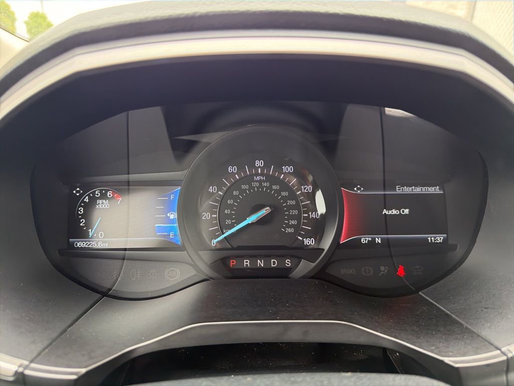 Used 2020 Ford Edge SEL image 11