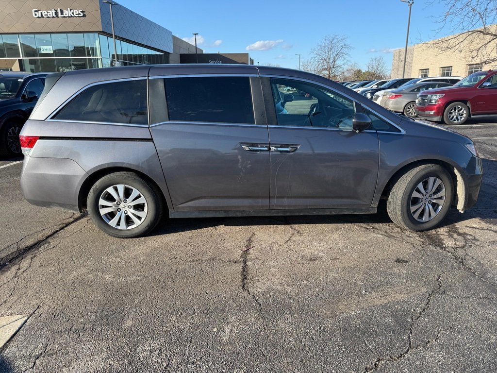 Used 2016 Honda Odyssey SE