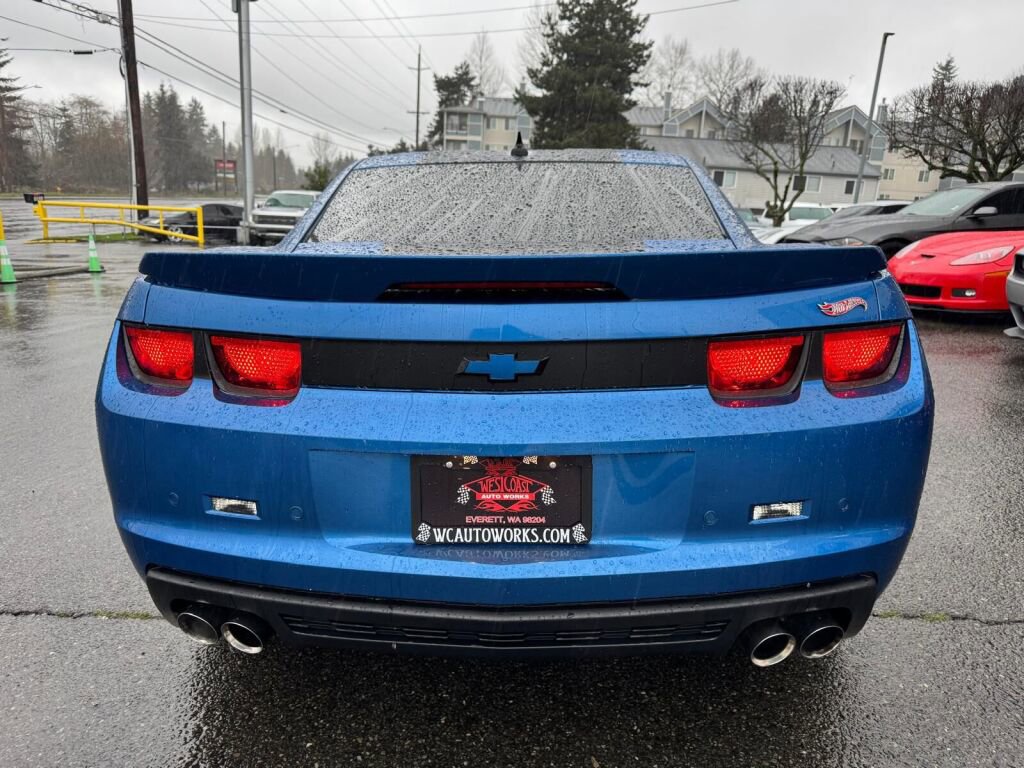 Used 2013 Chevrolet Camaro SS w/ Hot Wheels Special Edition image 8