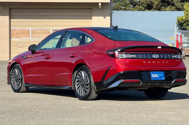 Certified 2025 Hyundai Sonata Limited image 9