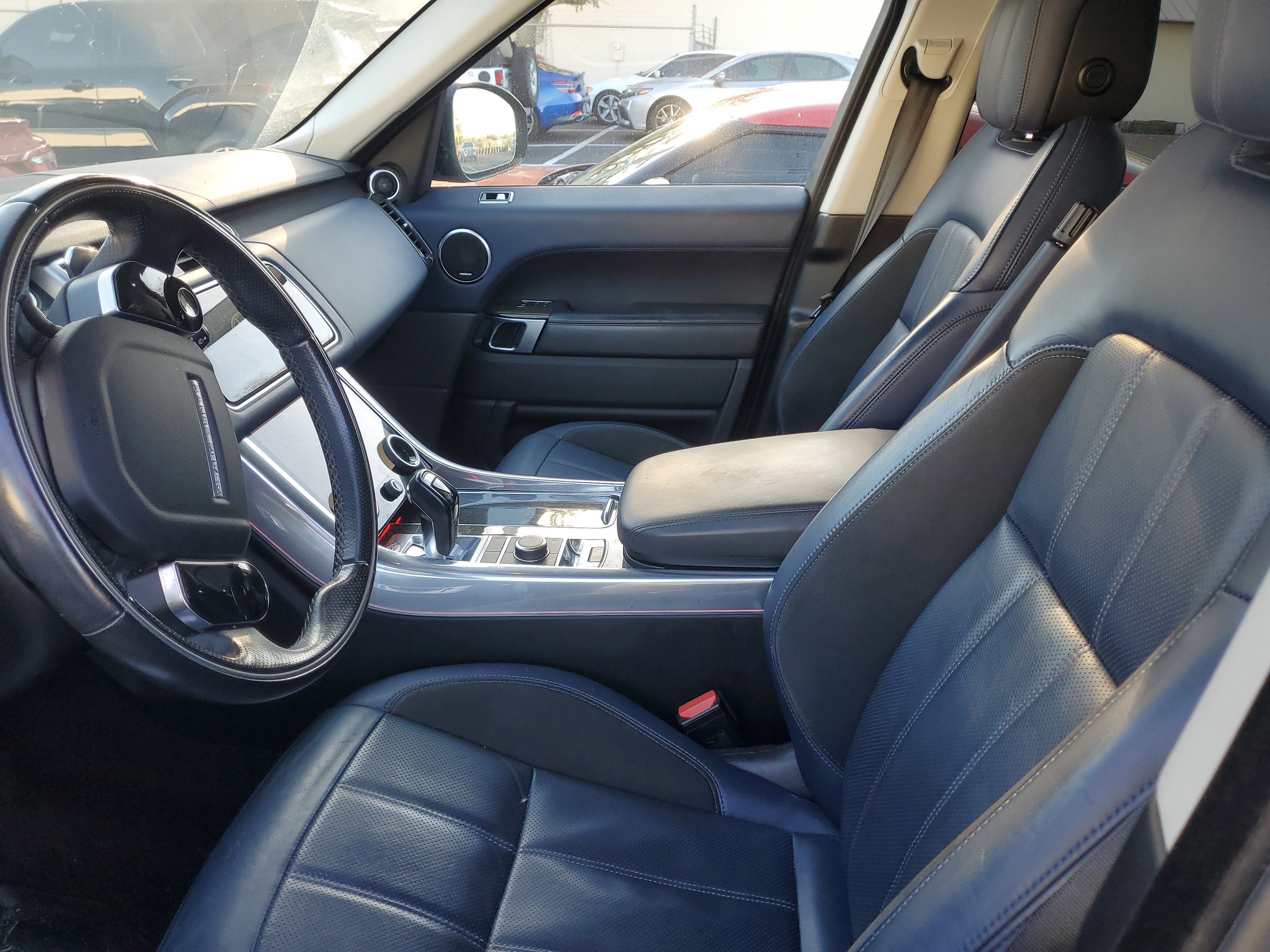 Used 2019 Land Rover Range Rover Sport Supercharged image 10