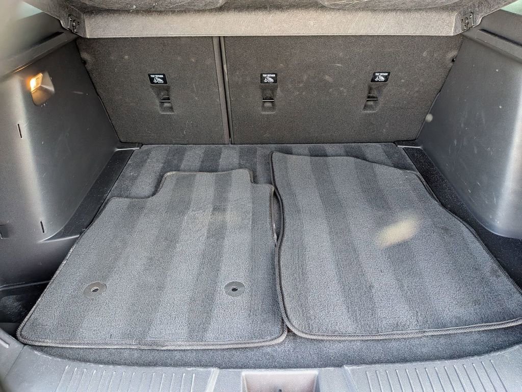Used 2025 Chevrolet Trax LT w/ LT Convenience Package image 27