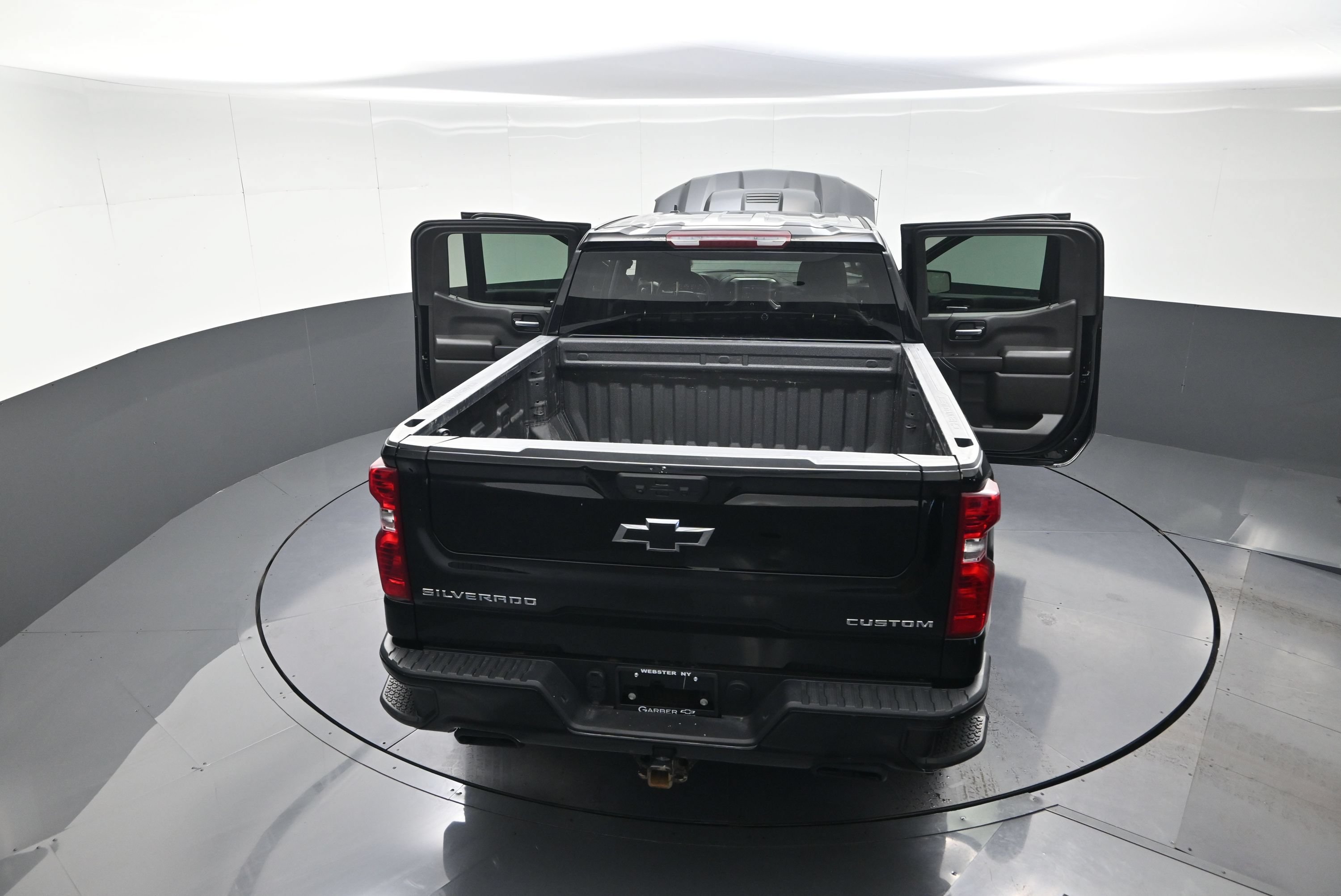 Used 2025 Chevrolet Silverado 1500 Custom Trail Boss AWD/4WD image 13