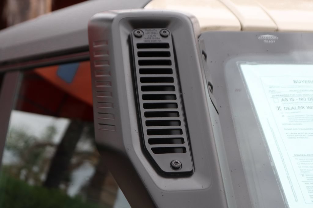 Used 2022 Ford Bronco Everglades AWD/4WD image 47