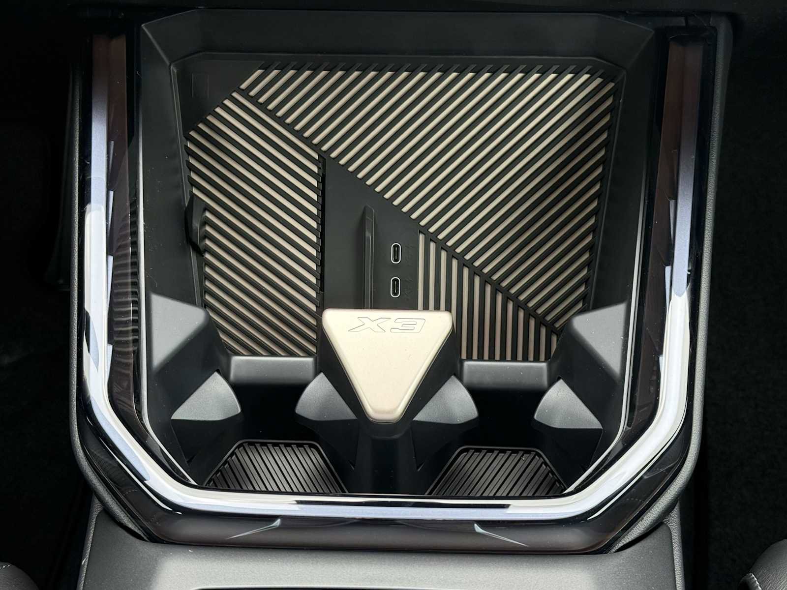 New 2025 BMW X3 xDrive30i w/ Premium Package image 24