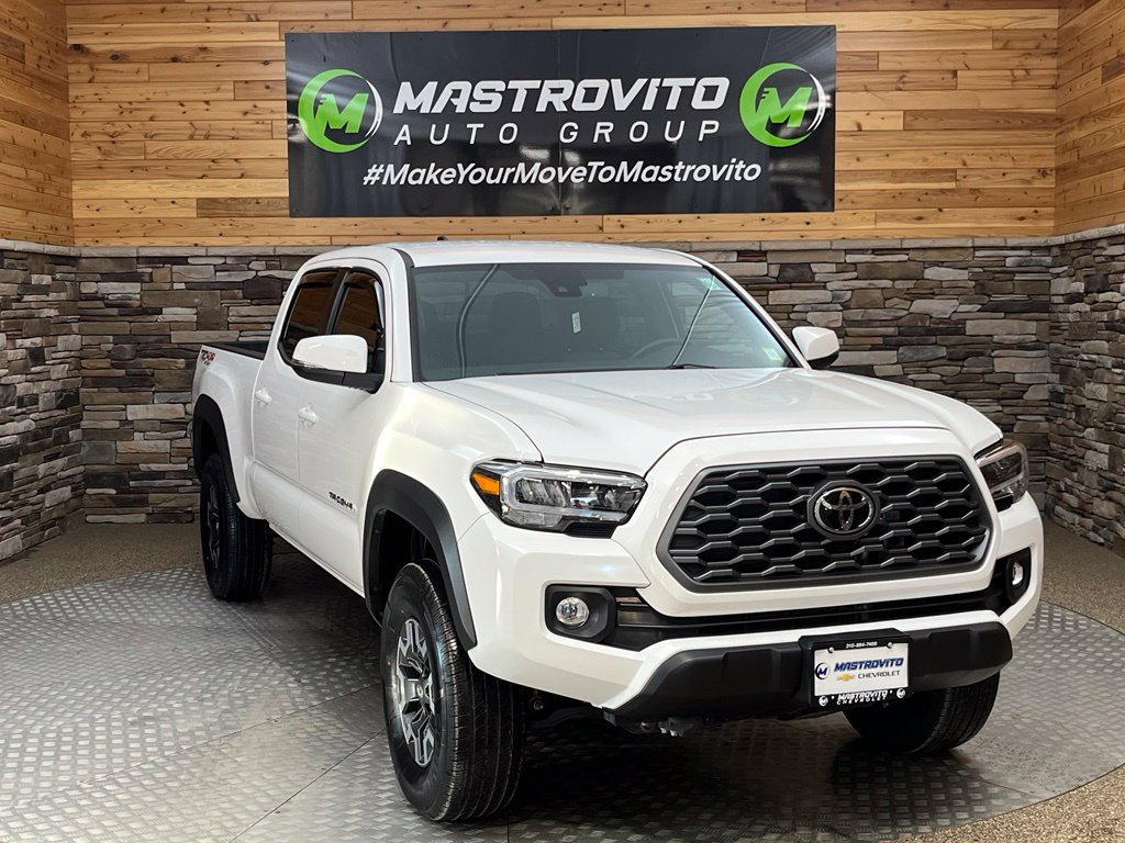 Used 2023 Toyota Tacoma TRD Off-Road AWD/4WD image 17