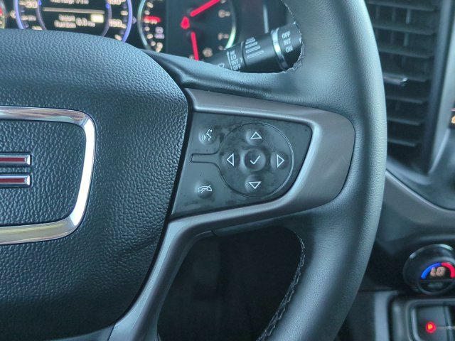Used 2023 GMC Acadia AT4 w/ Technology Package AWD/4WD image 13