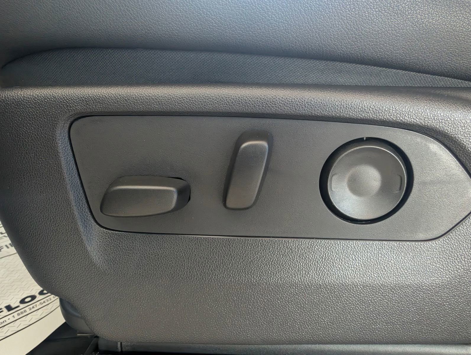 Used 2023 Chevrolet Silverado 1500 ZR2 w/ Technology Package image 12