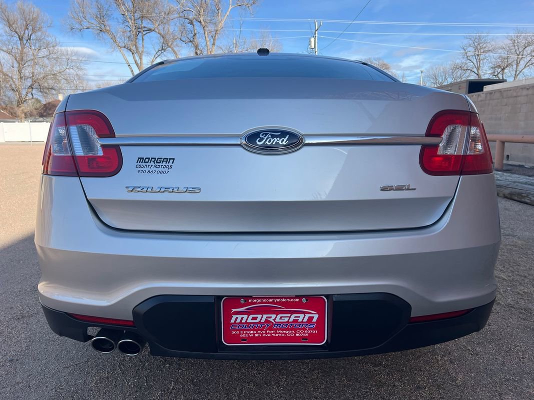 Used 2010 Ford Taurus SEL image 4