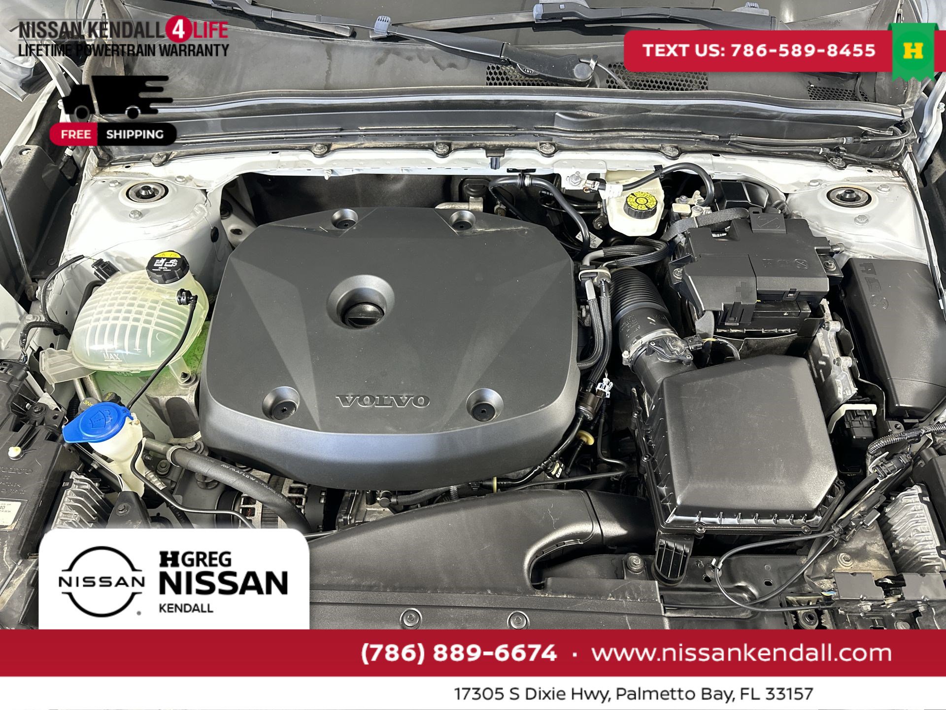 Used 2021 Volvo XC40 T4 Momentum w/ Protection Package Premier image 32