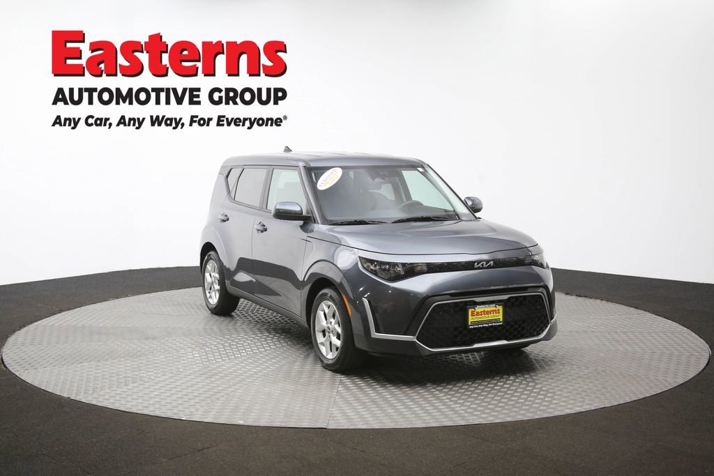 Used 2023 Kia Soul LX w/ LX Technology Package image 50
