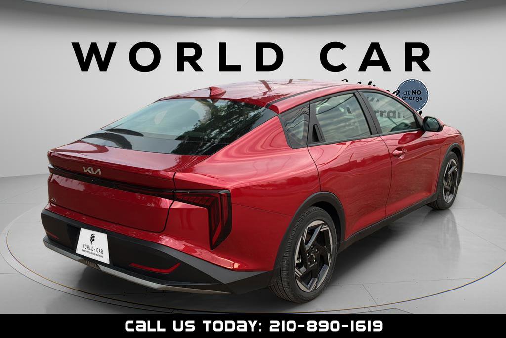 Used 2025 Kia K4 EX image 16