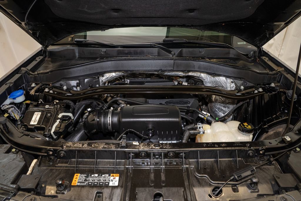 Used 2020 Ford Explorer Limited w/ Class III Trailer Tow Package image 22