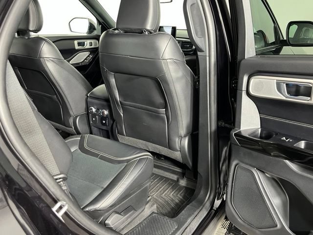 Used 2021 Ford Explorer ST w/ Equipment Group 401A AWD/4WD image 32