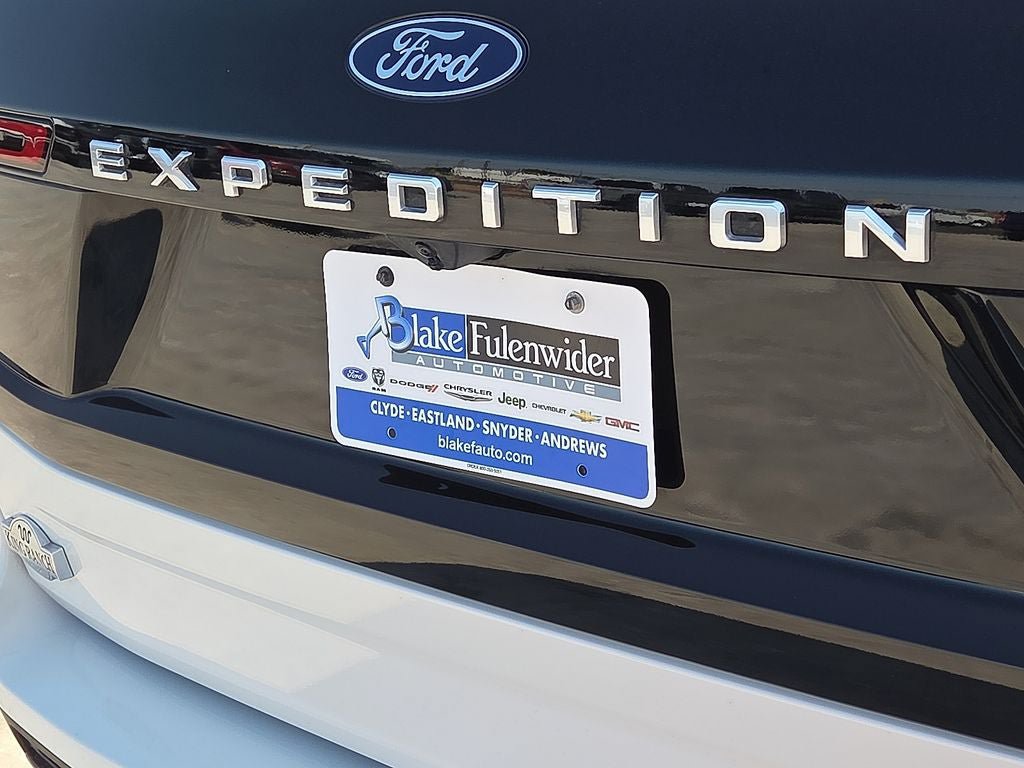 Used 2025 Ford Expedition Max King Ranch AWD/4WD image 16