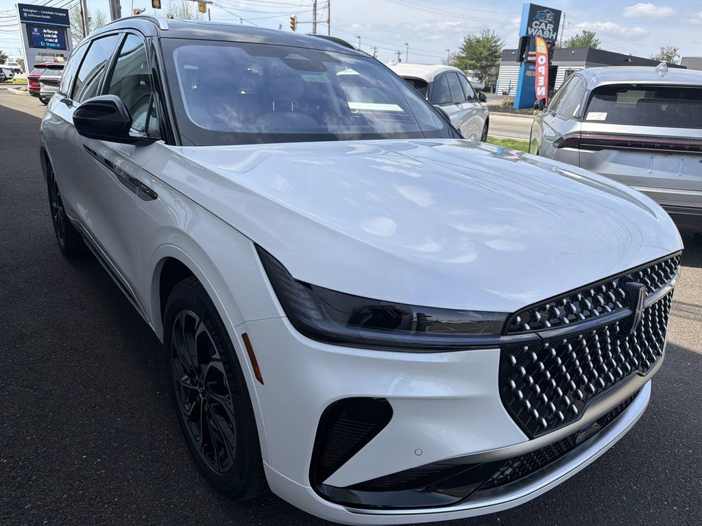 New 2026 Lincoln Nautilus Reserve AWD/4WD image 4