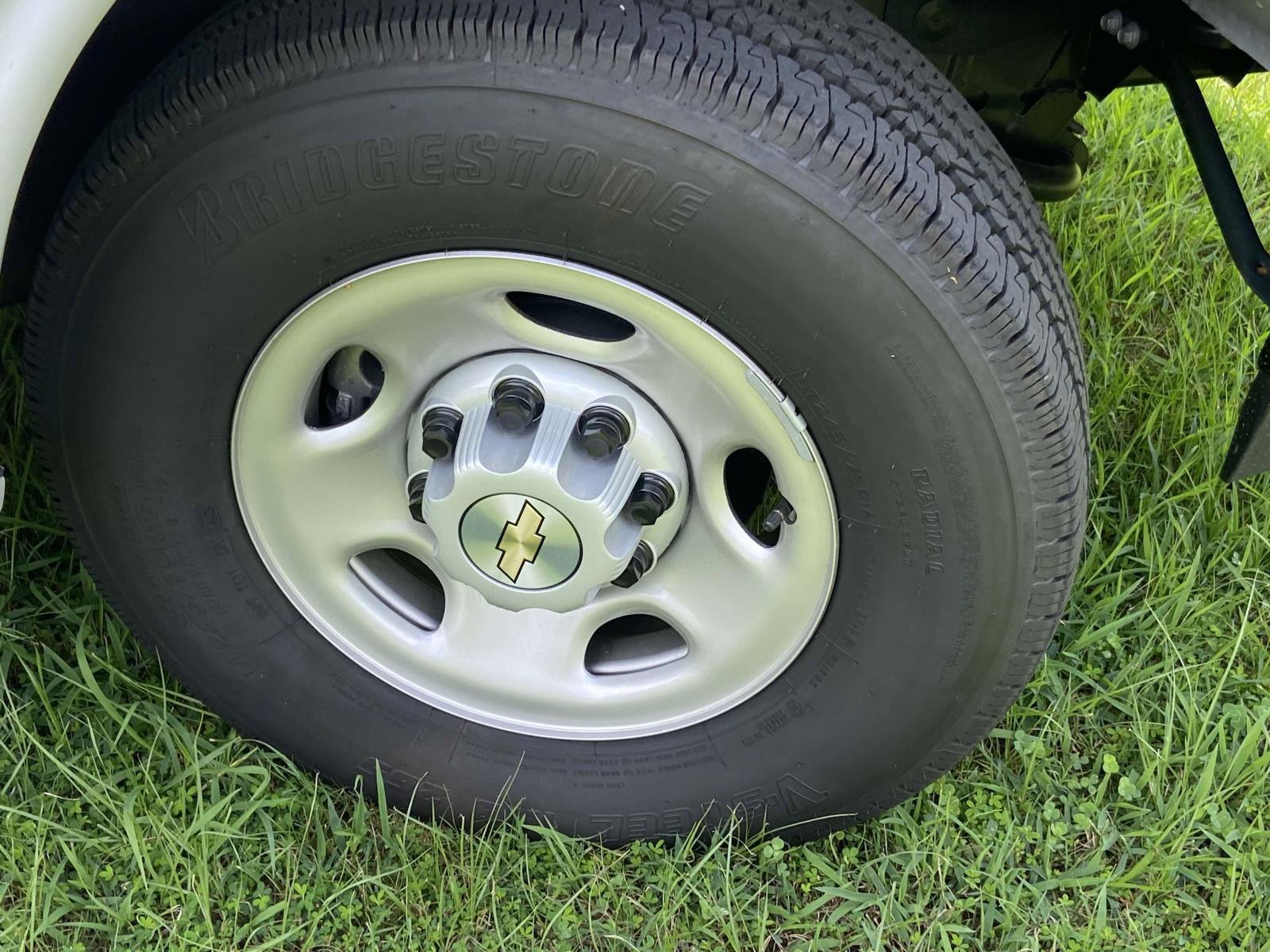 New 2025 Chevrolet Express 2500 w/ Driver Convenience Package image 40