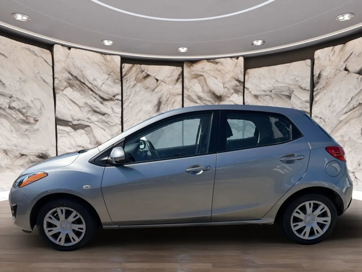 Used 2012 MAZDA MAZDA2 Sport FWD image 3
