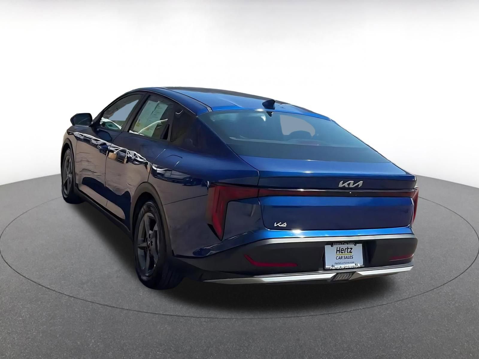 Used 2025 Kia K4 LXS image 11