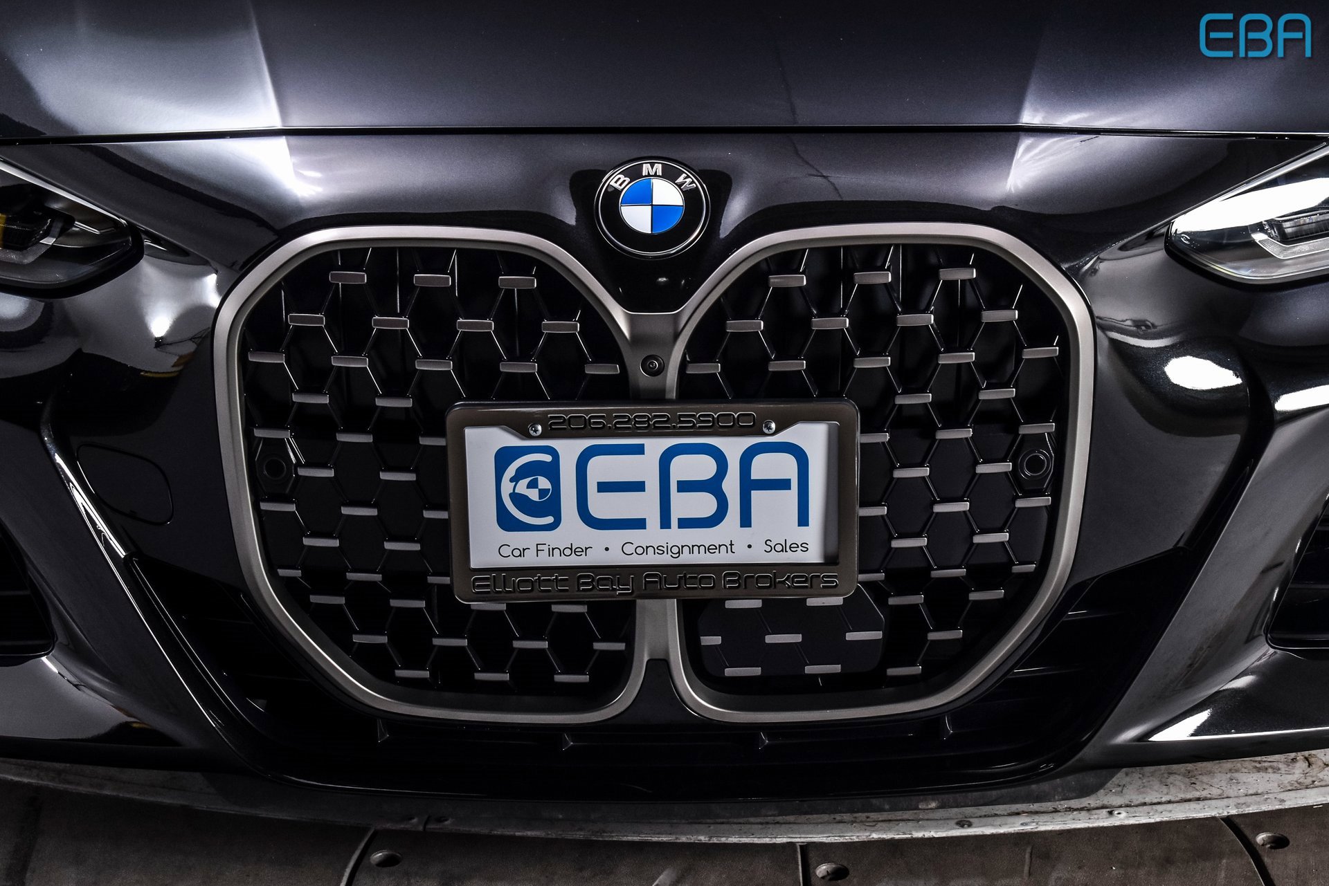 Used 2023 BMW M440i Convertible w/ Premium Package image 11