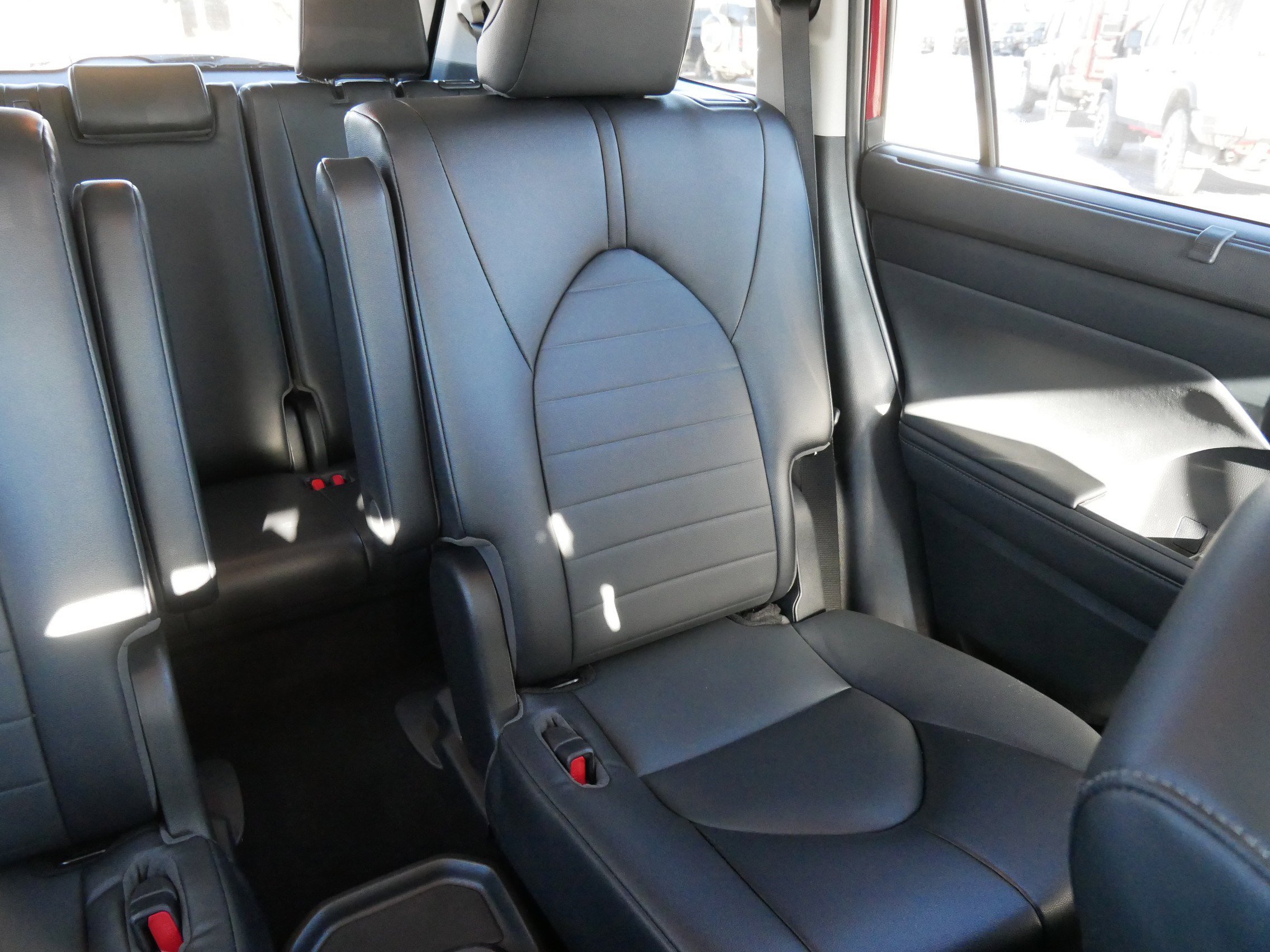 Used 2022 Toyota Highlander XLE image 22