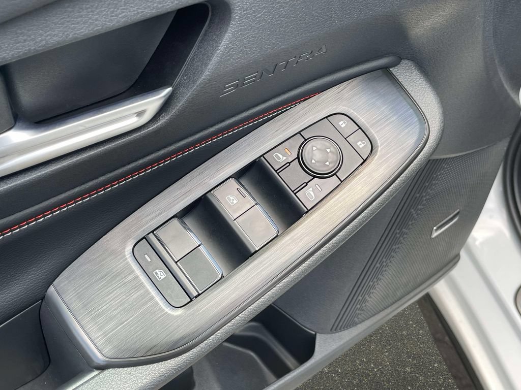 New 2026 Nissan Sentra SR w/ SR Premium Package FWD image 18