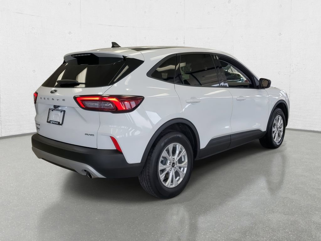 Used 2025 Ford Escape Active AWD/4WD image 7