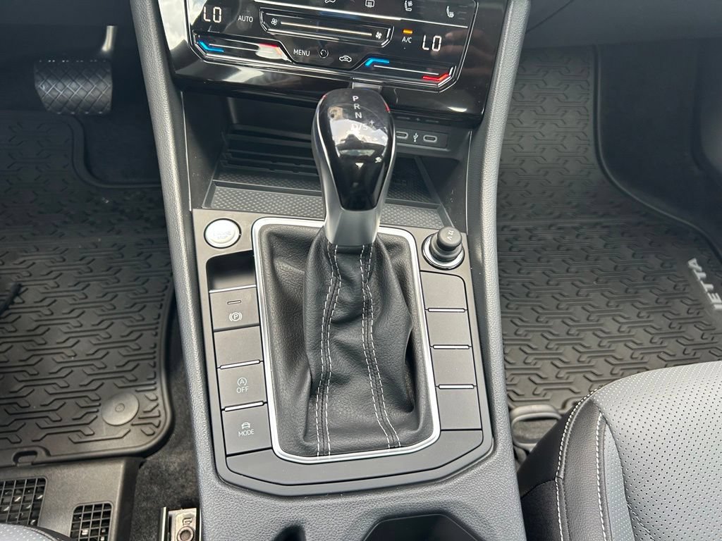 New 2026 Volkswagen Jetta SEL FWD image 51