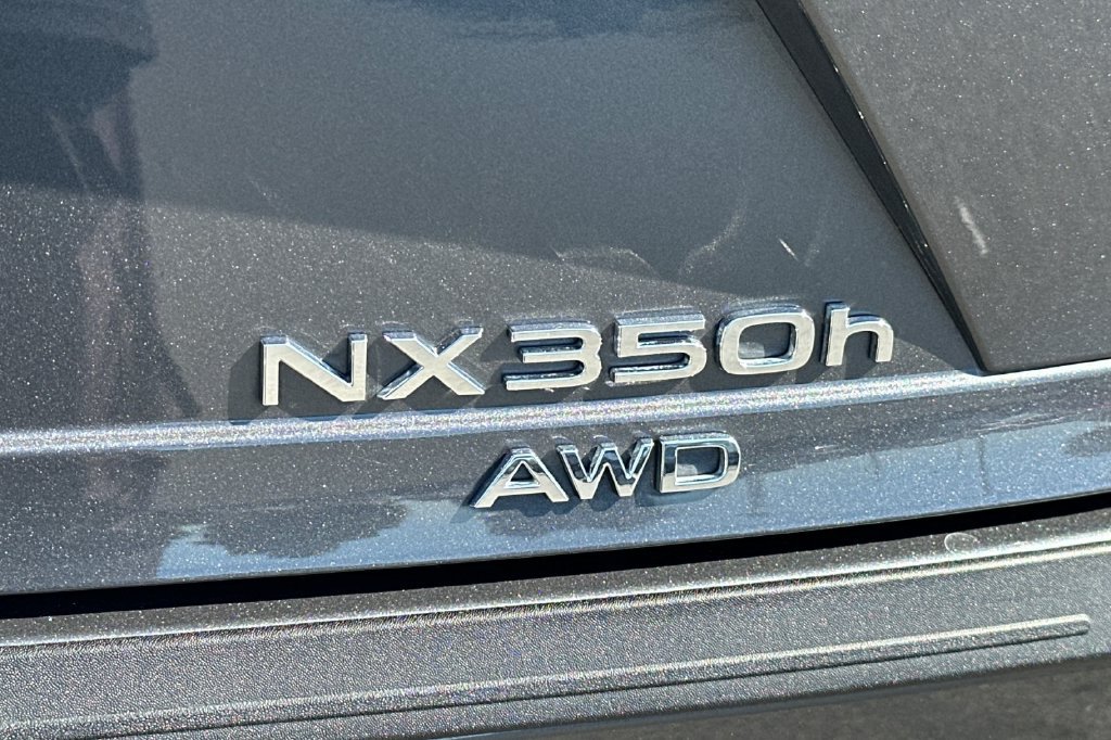 Certified 2025 Lexus NX 350h AWD w/ Cold Area Package image 33