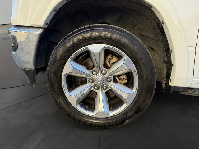 Used 2022 RAM 1500 Limited AWD/4WD image 9