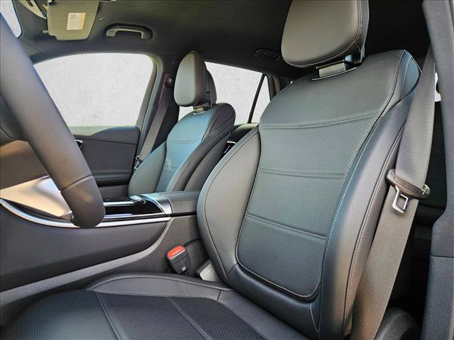 Certified 2026 Mercedes-Benz GLC 300 image 4
