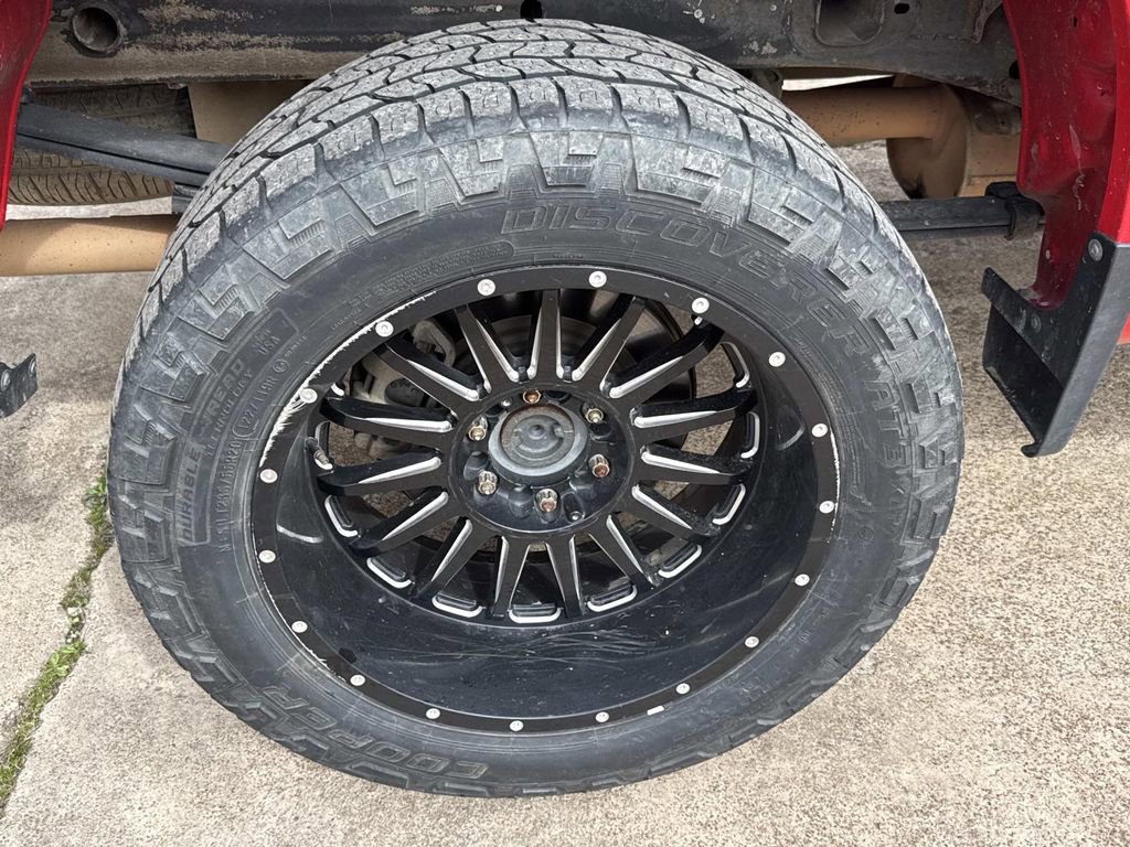 Used 2019 Chevrolet Silverado 1500 LT w/ Texas Edition image 4