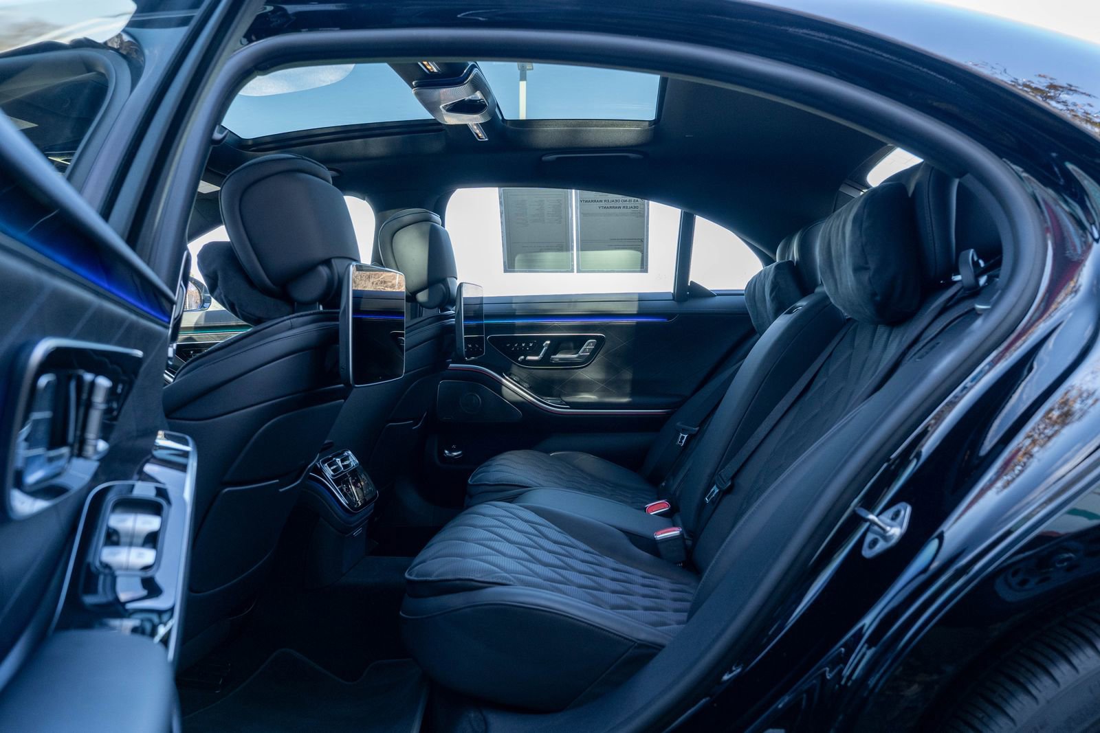 Used 2023 Mercedes-Benz S 580 4MATIC Sedan image 29