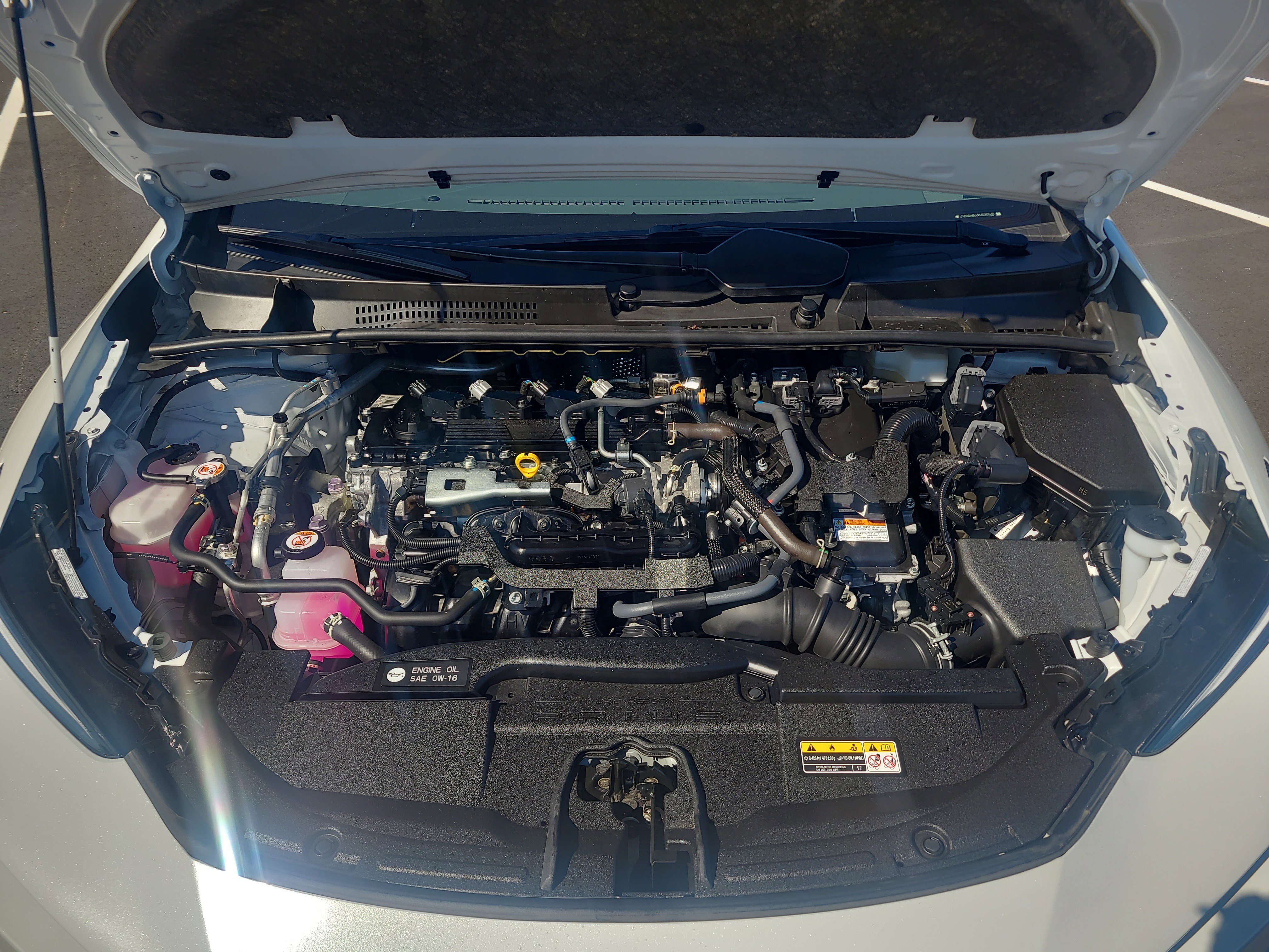 Used 2024 Toyota Prius XLE AWD/4WD image 31