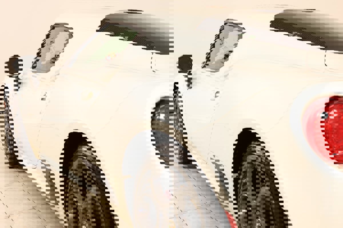 Used 2015 Alfa Romeo 4C Base w/ Leather Interior Group image 32