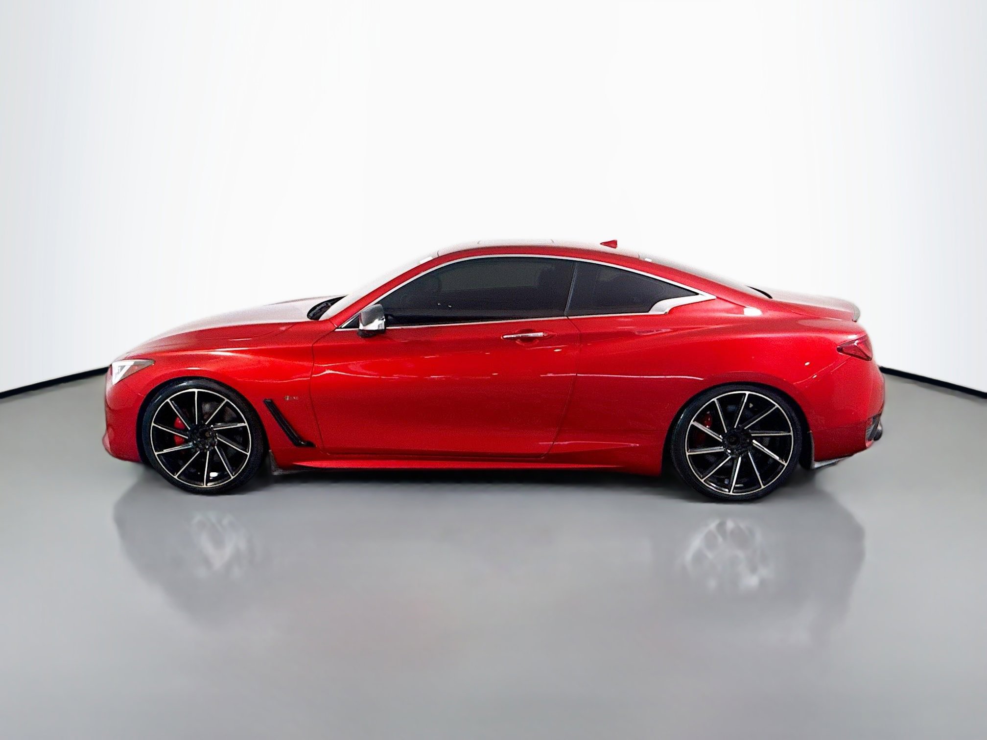 Used 2021 INFINITI Q60 Red Sport 400 AWD/4WD image 6