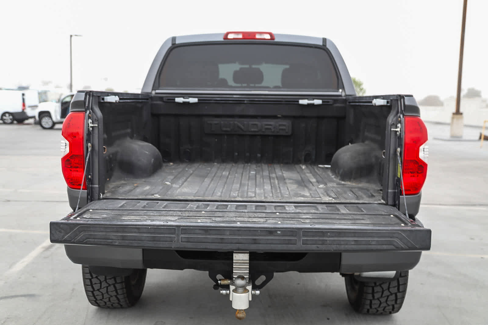 Used 2015 Toyota Tundra Platinum image 17