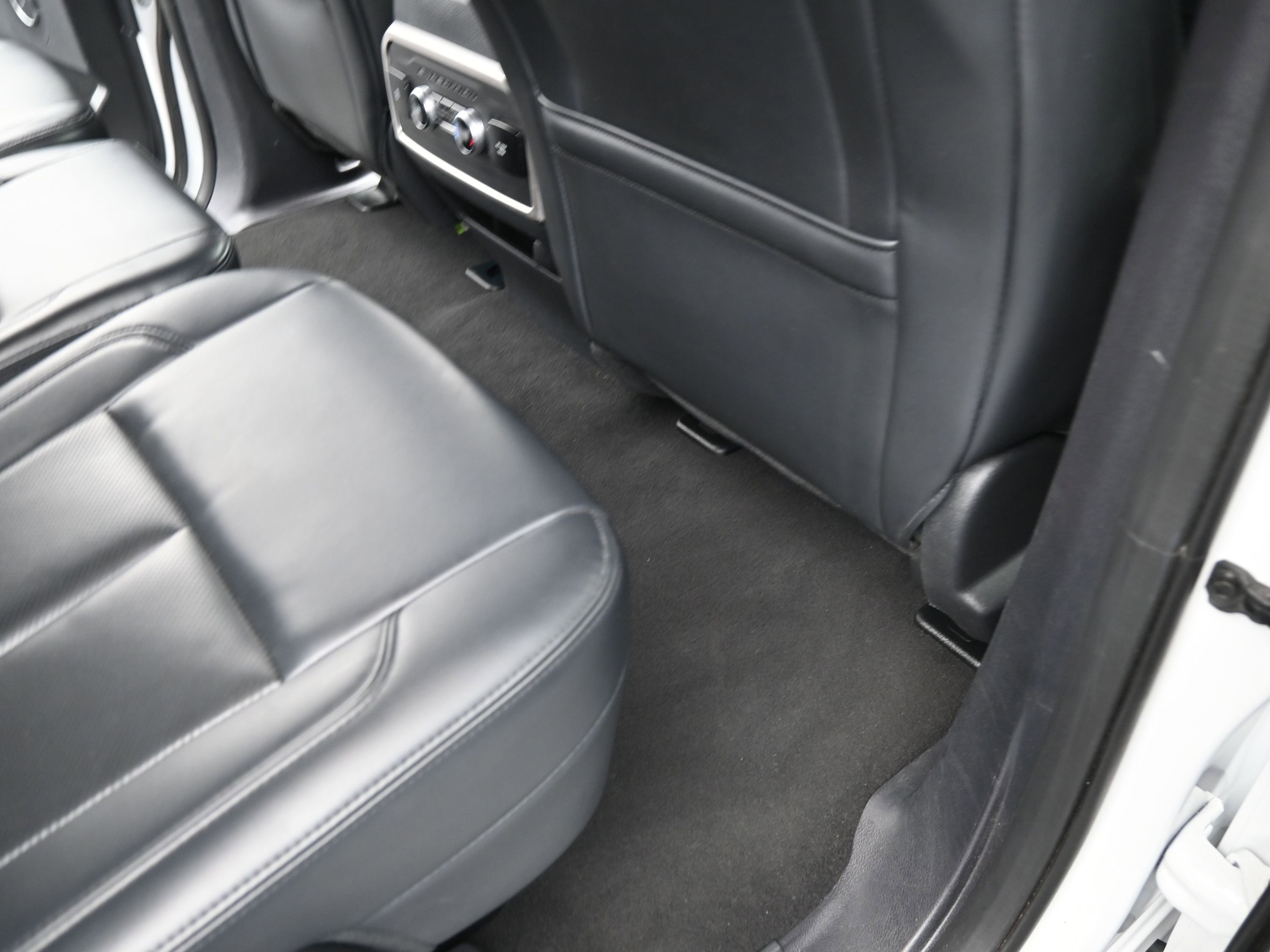 Used 2024 Ford Expedition Max XLT image 20